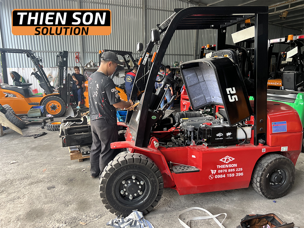 Dịch vụ sửa chữa xe nâng chuyên nghiệp